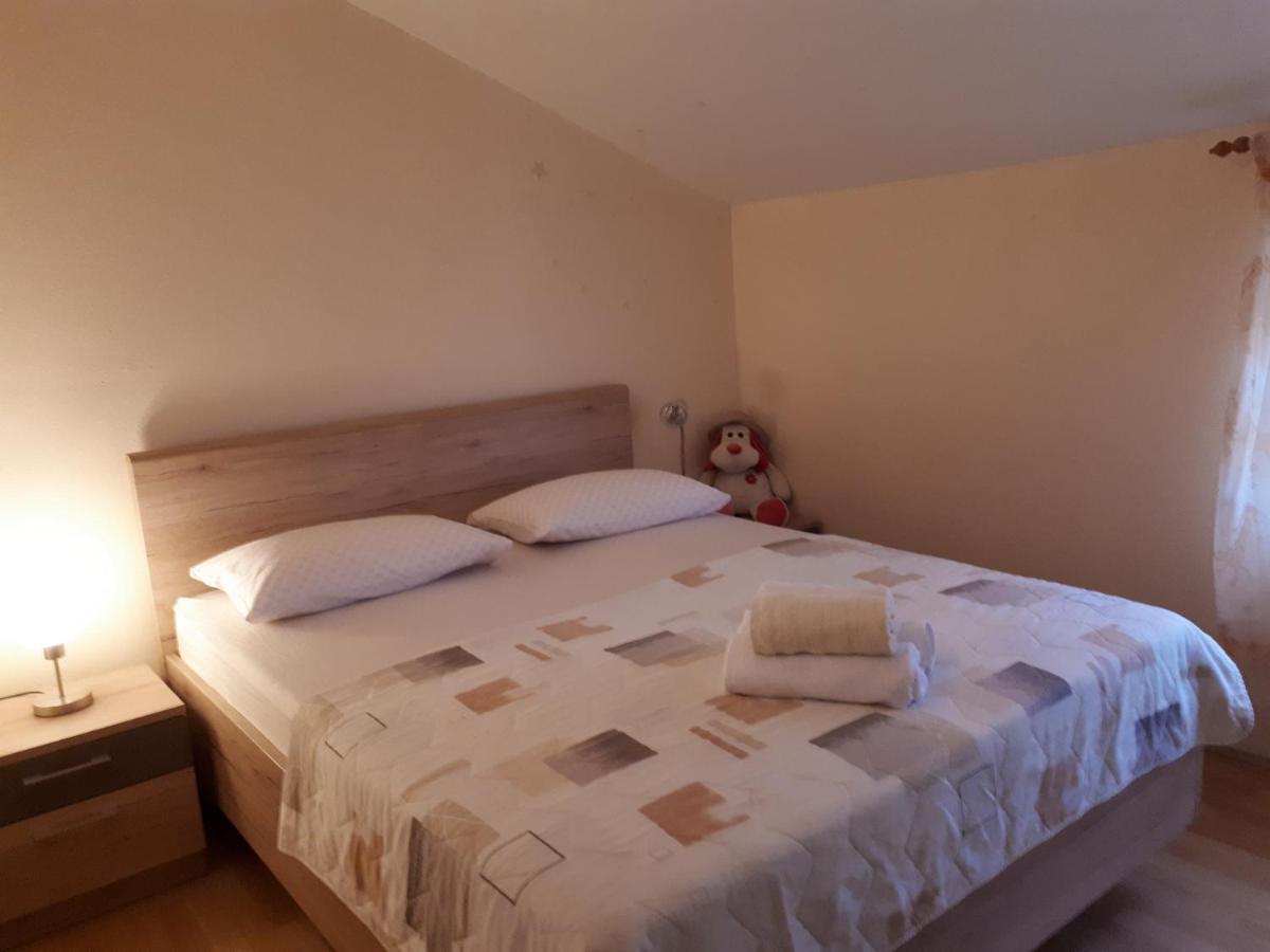 Mirjana Apartman Vodice Exterior foto